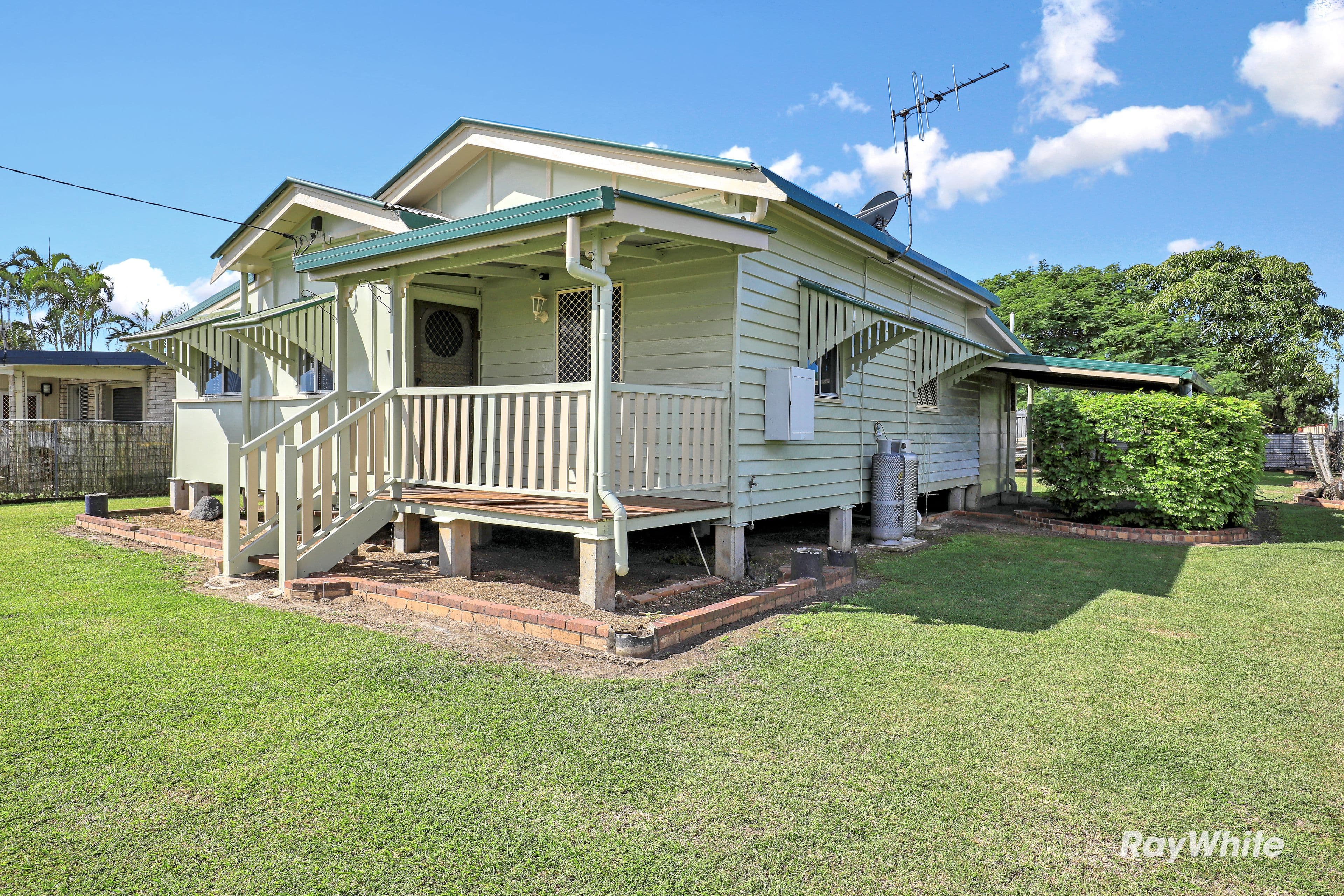 40 Loeskow Street, Bundaberg North QLD 4670, Bundaberg North - Thumbnail 2
