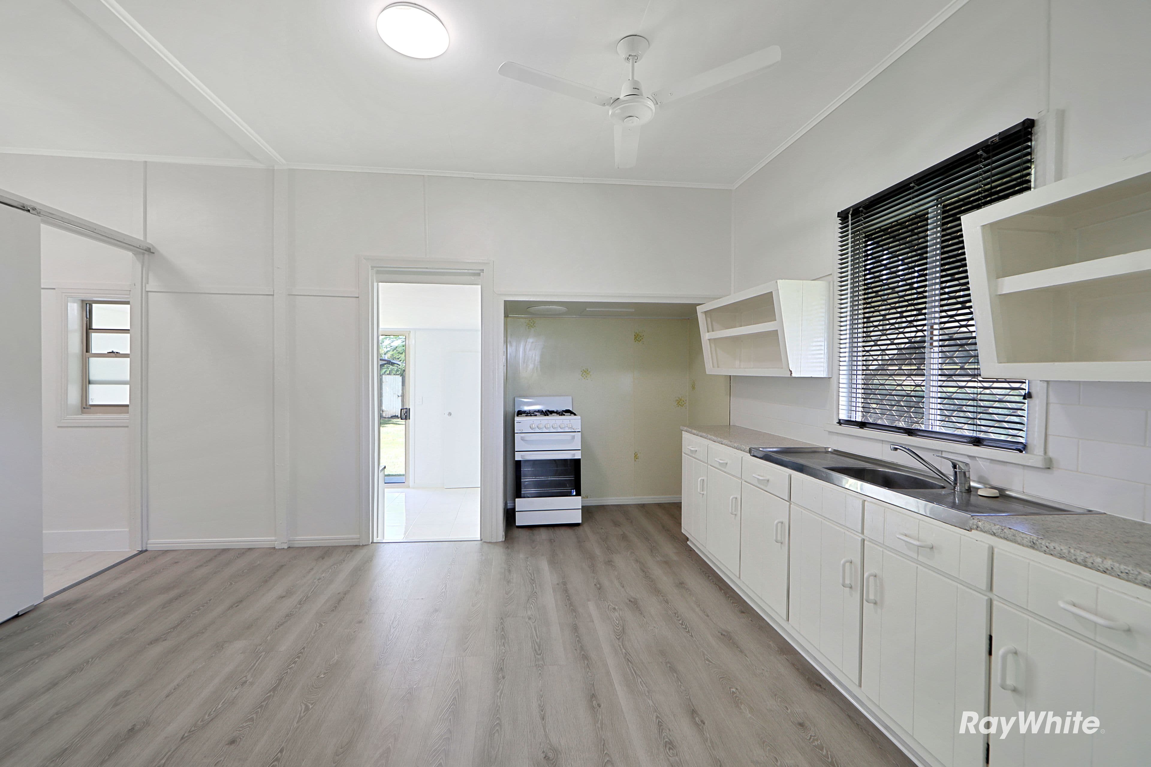 40 Loeskow Street, Bundaberg North QLD 4670, Bundaberg North - Thumbnail 7