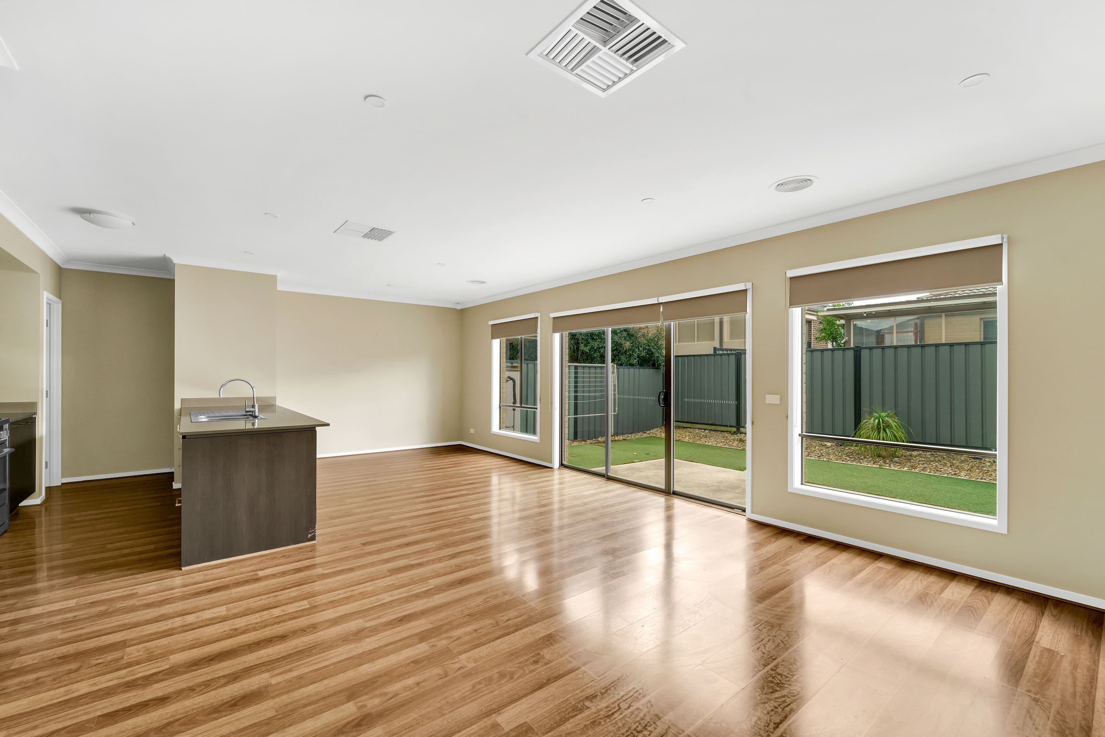 18 Taylan Street, Craigieburn VIC 3064, Craigieburn - Thumbnail 5