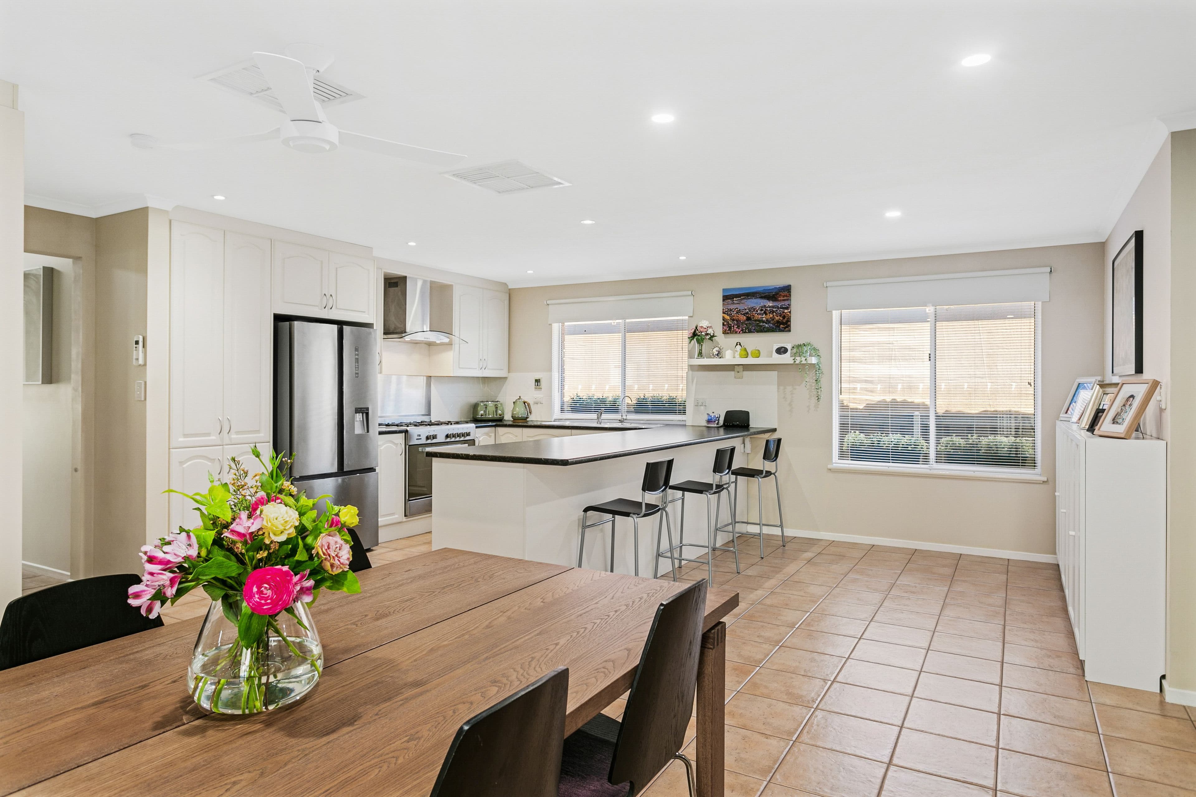 11 Dennis Street, Happy Valley SA 5159, Happy Valley - Thumbnail 4