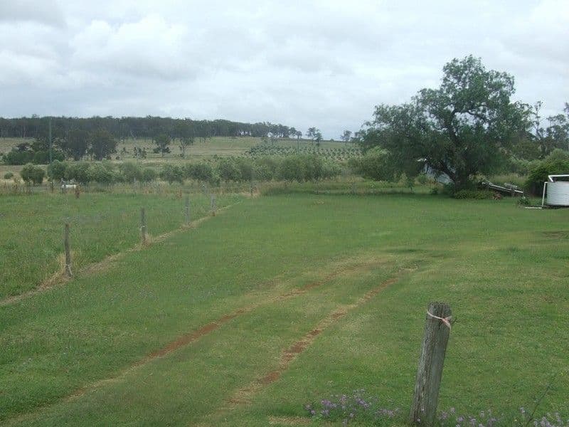 65 John Street, GOOMBUNGEE QLD 4354, Goombungee - Thumbnail 2