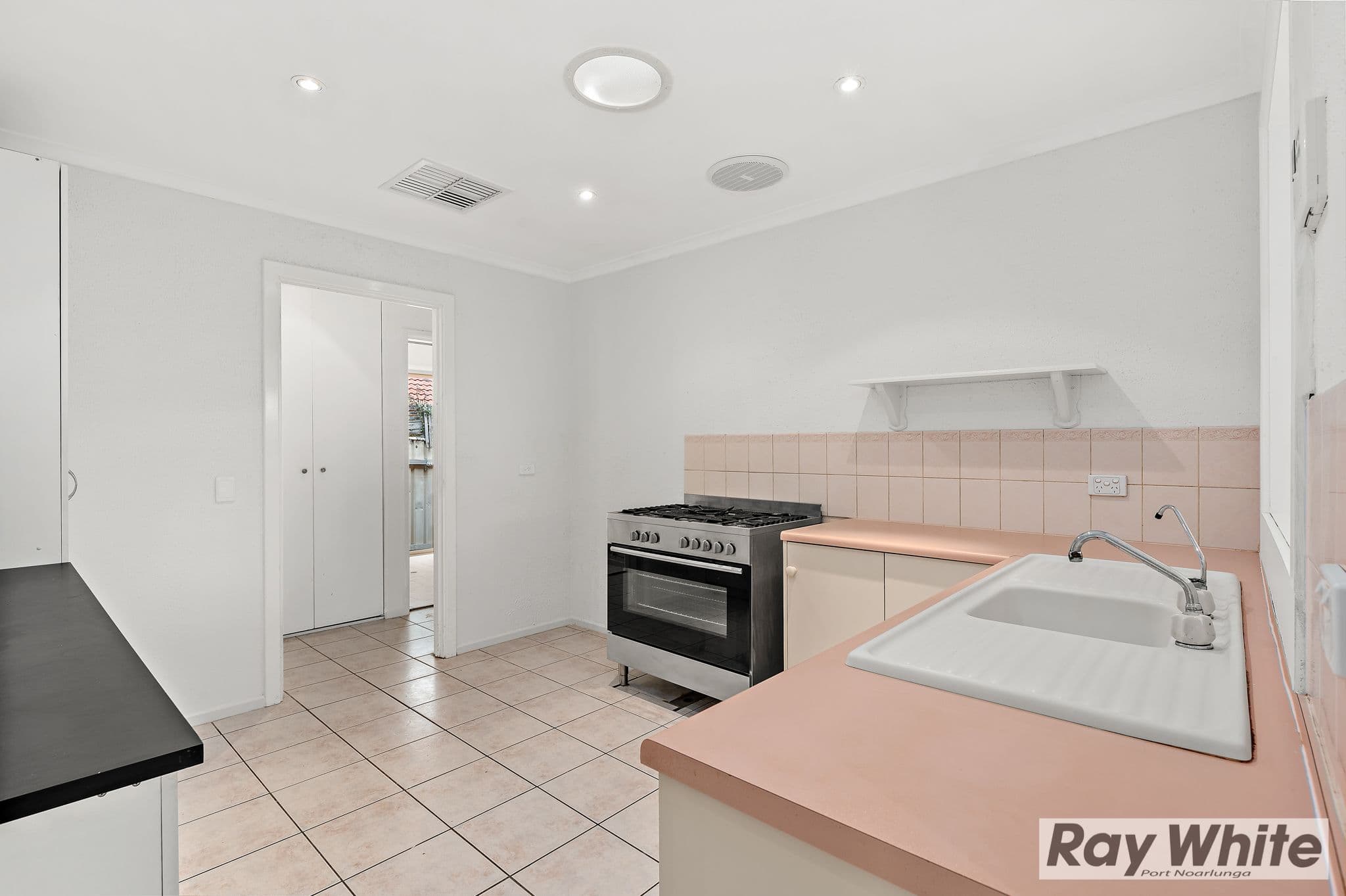 23 Goulding Grove, Noarlunga Downs SA 5168, Noarlunga Downs - Thumbnail 5