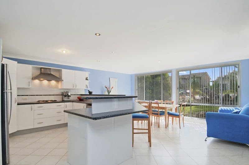 29 Keats Avenue, BATEAU BAY NSW 2261, Bateau Bay - Thumbnail 2