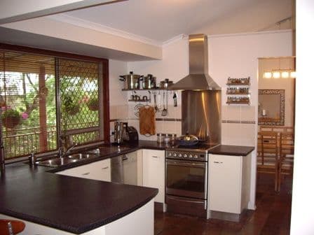 37 Balmerino Drive, CARINA QLD 4152, Carina - Thumbnail 2