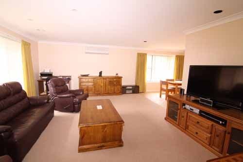 134 Oliver, GLEN INNES NSW 2370, Glen Innes - Image 1