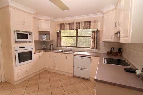 134 Oliver, GLEN INNES NSW 2370, Glen Innes - Thumbnail 3