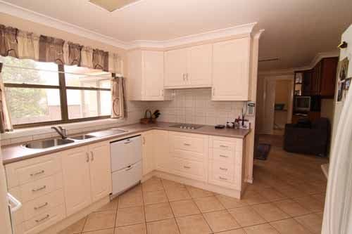 134 Oliver, GLEN INNES NSW 2370, Glen Innes - Thumbnail 5