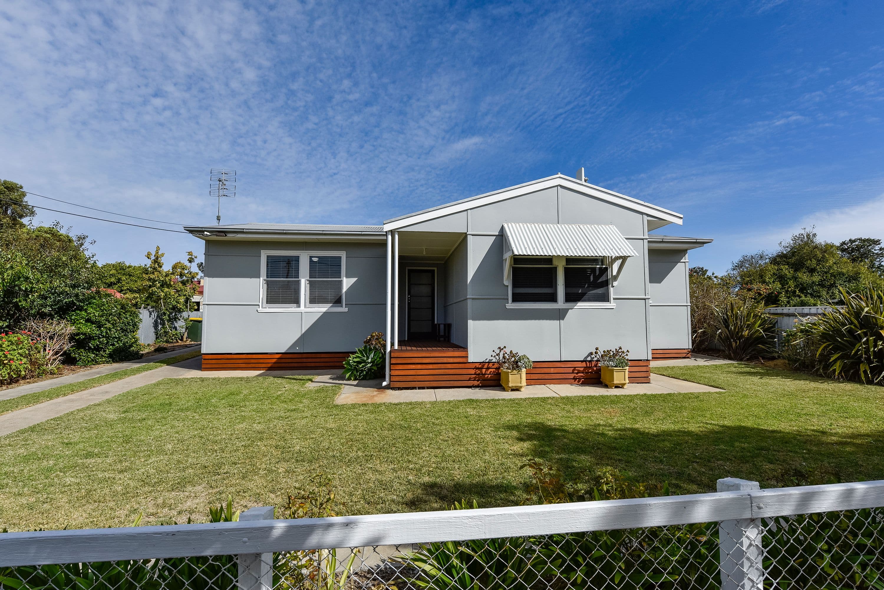 16 Ash Grove, Lucindale SA 5272, Lucindale - Image 1