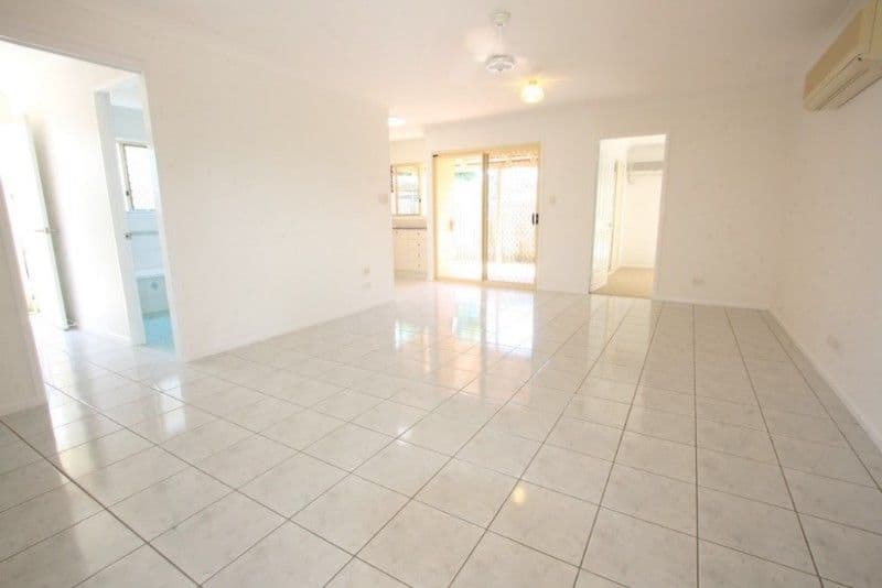 6 Samuel Street, WOODY POINT QLD 4019, Woody Point - Thumbnail 2