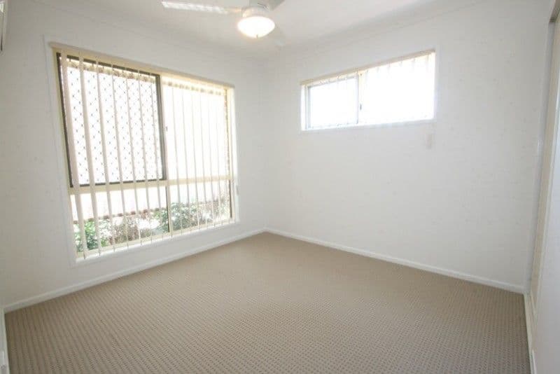 6 Samuel Street, WOODY POINT QLD 4019, Woody Point - Thumbnail 5