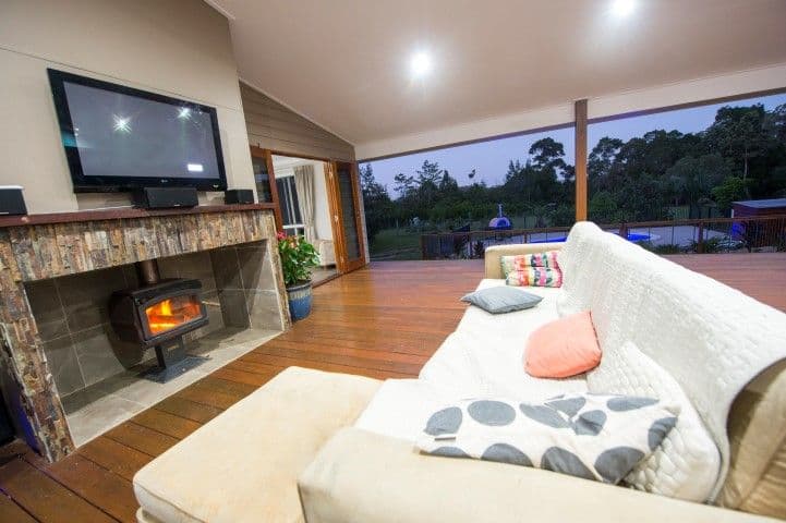 87 Lorna Crescent, BEECHER QLD 4680, Beecher - Thumbnail 5
