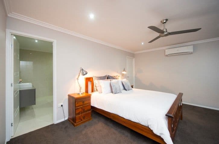 87 Lorna Crescent, BEECHER QLD 4680, Beecher - Thumbnail 6