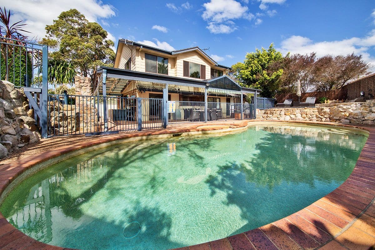12 Parsons Place, Barden Ridge - Image 1