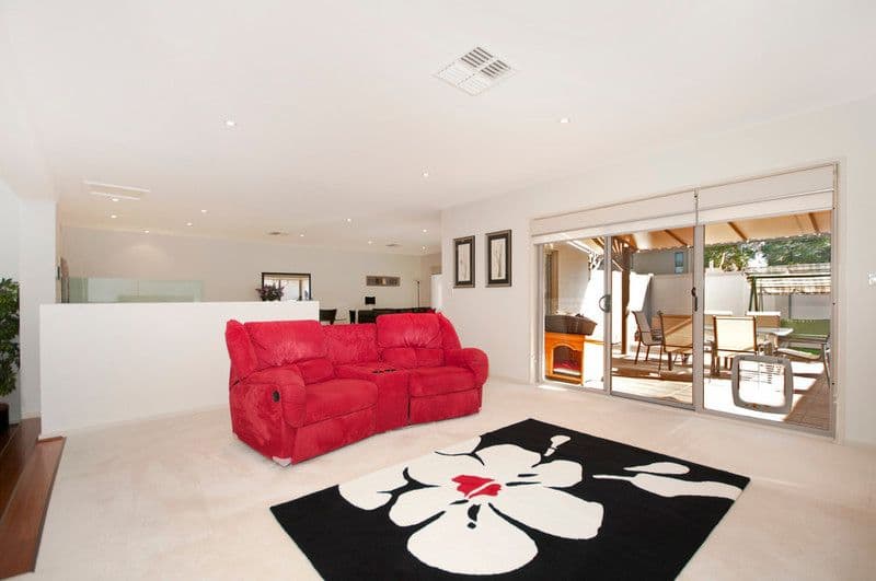 7 Maclaurin Crescent, CHIFLEY ACT 2606, Chifley - Thumbnail 8