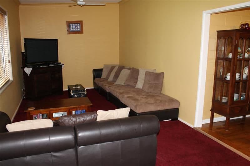 132 Warne Street, WELLINGTON NSW 2820, Wellington - Thumbnail 2