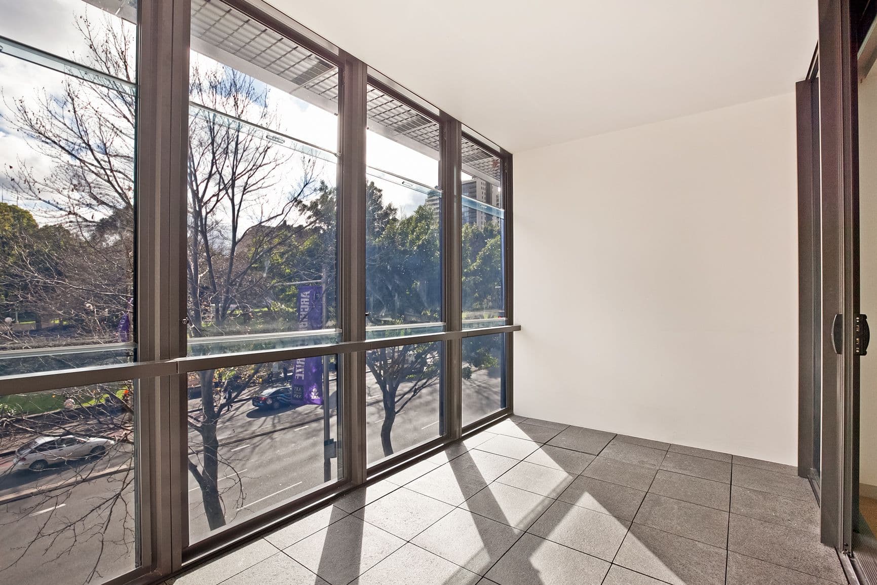 1 Longhirst Avenue, Cranbourne - Image 1