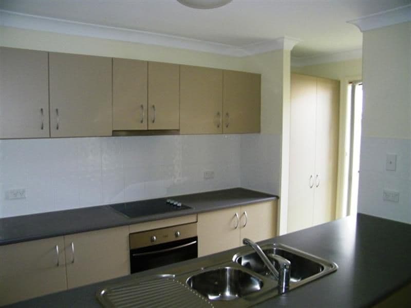 96 jacaranda Drive, YAMANTO QLD 4305, Yamanto - Thumbnail 2