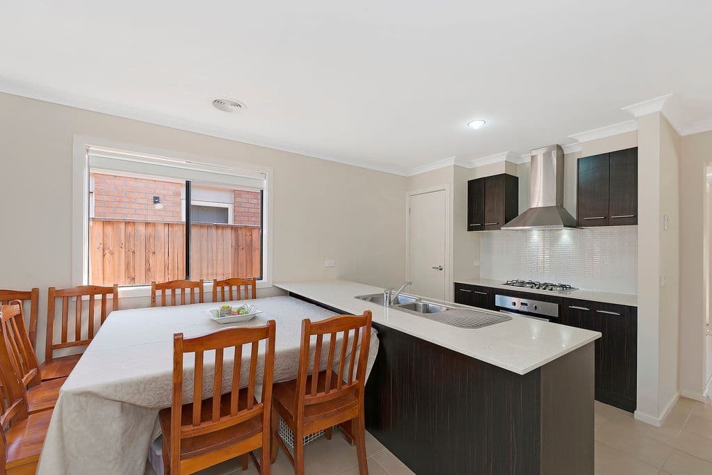 5 Northside Drive, Epping VIC 3076, Epping - Thumbnail 2