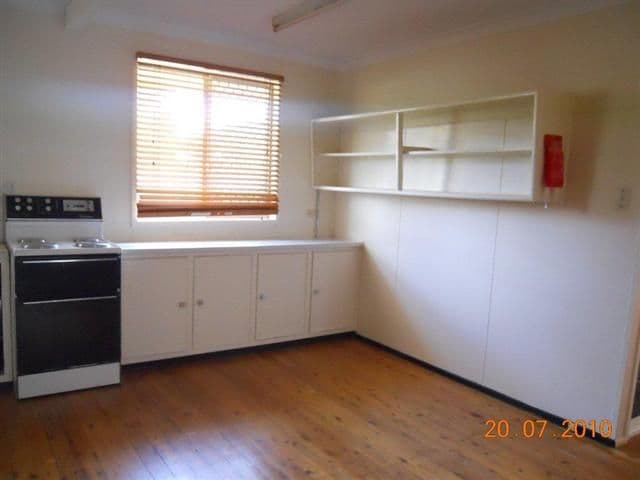 87 Drayton Road, HARRISTOWN QLD 4350, Harristown - Thumbnail 6