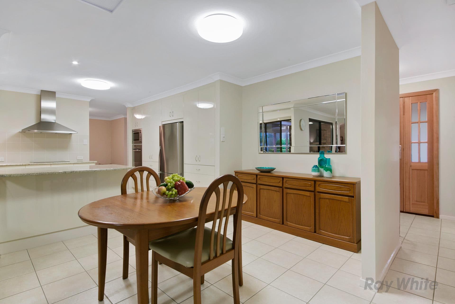 5 Stanton Court, Eight Mile Plains QLD 4113, Eight Mile Plains - Thumbnail 5