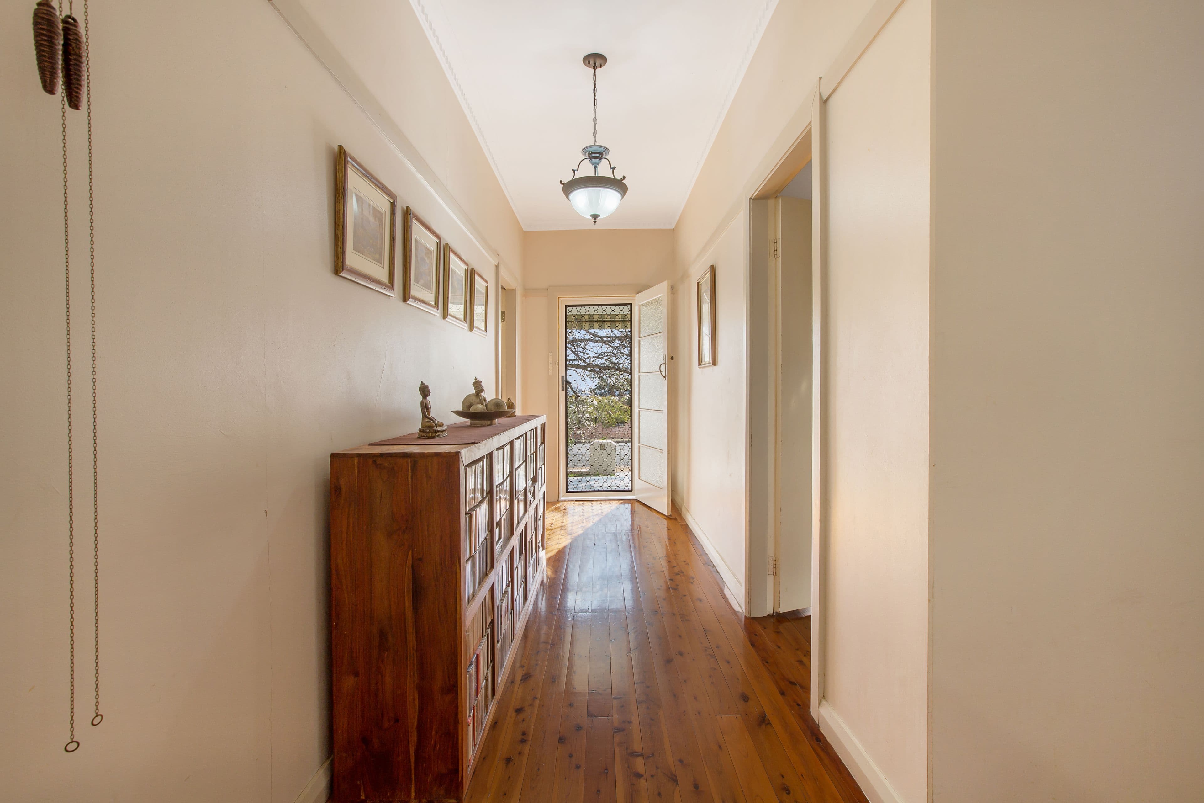 9 Janison Street, Tamworth NSW 2340, Tamworth - Thumbnail 2