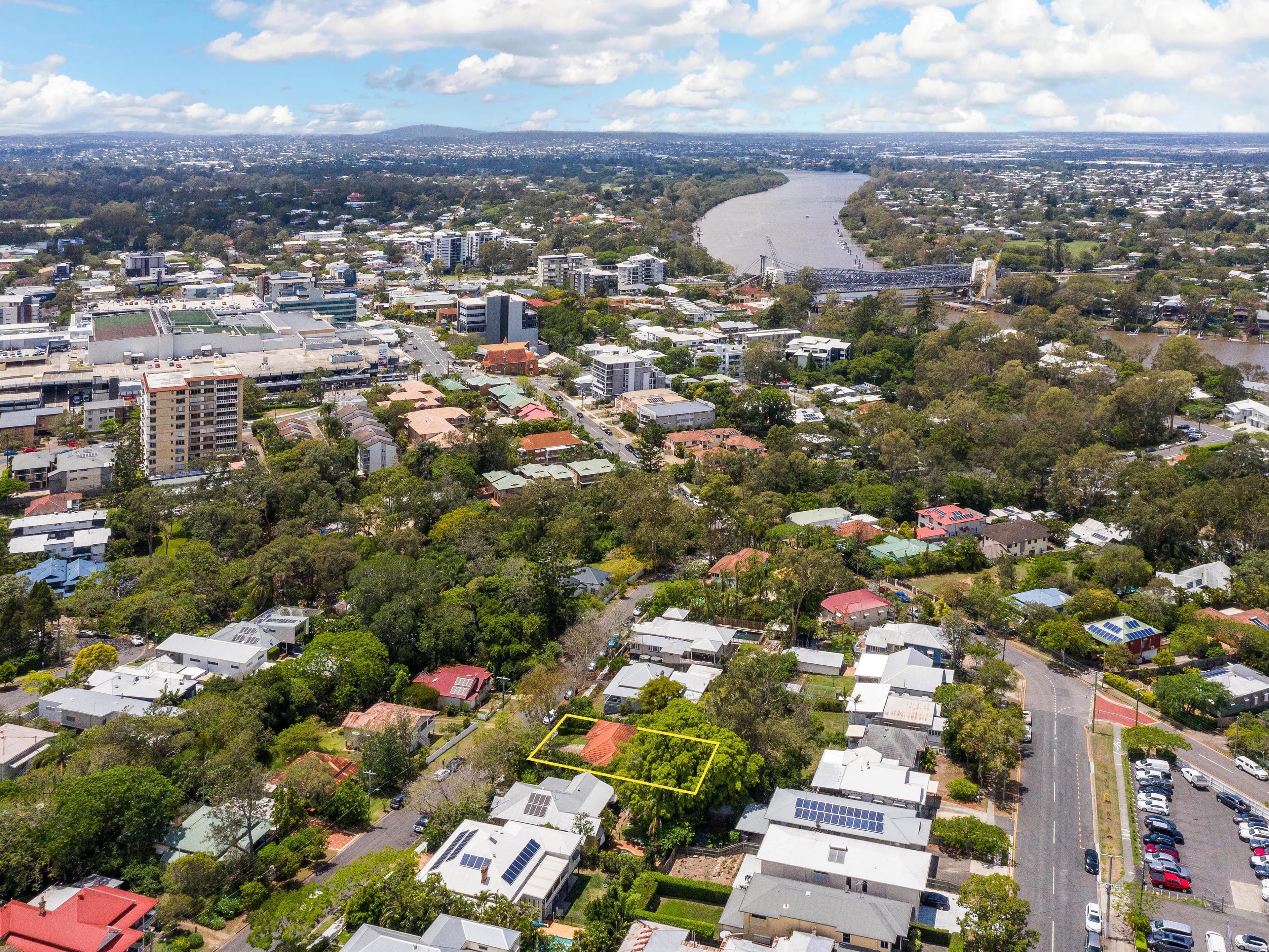 27 Jackson Street, Indooroopilly QLD 4068, Indooroopilly - Thumbnail 3