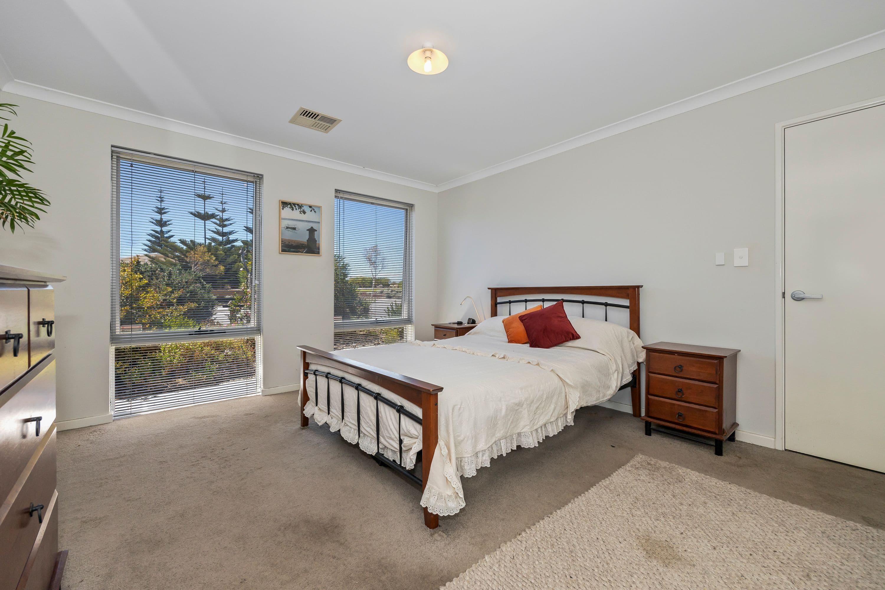 92 Blaxland Avenue, Two Rocks WA 6037, Two Rocks - Thumbnail 5