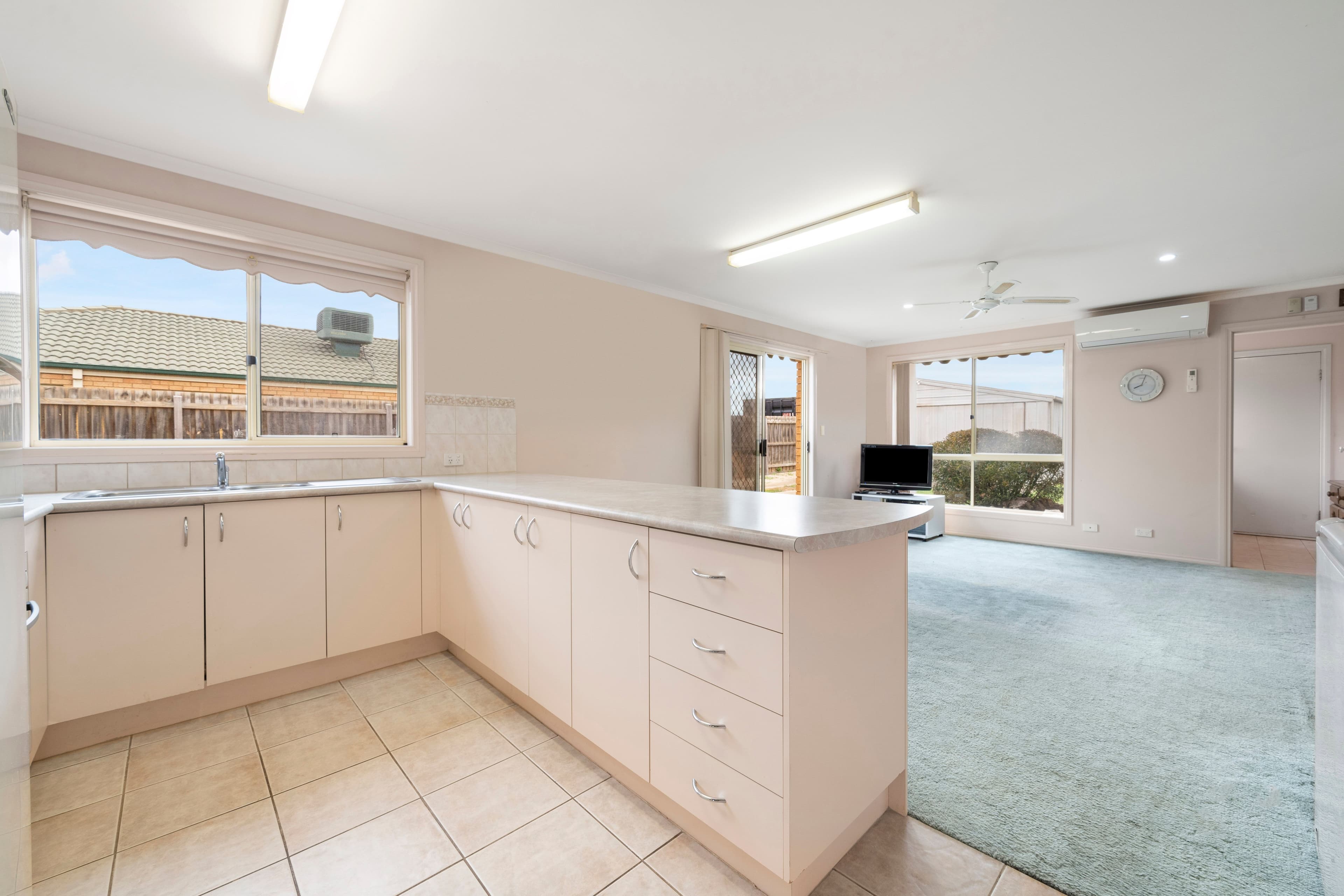 10 McLennan Avenue, Maddingley VIC 3340, Maddingley - Thumbnail 5