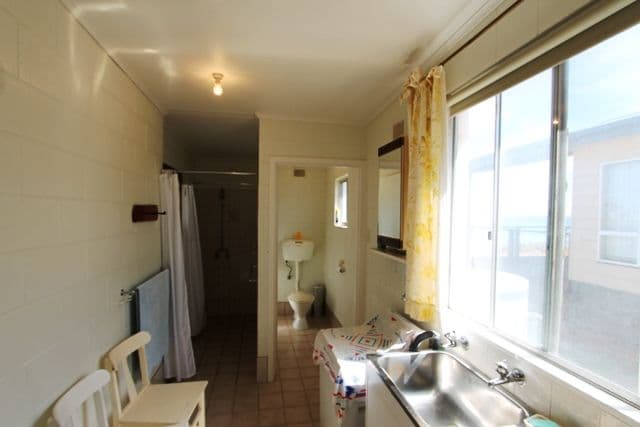 16 Cape Burr Road, PORT NEILL SA 5604, Port Neill - Thumbnail 3