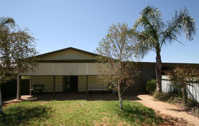 15 Racecourse Road, BALAKLAVA SA 5461, Balaklava - Image 1