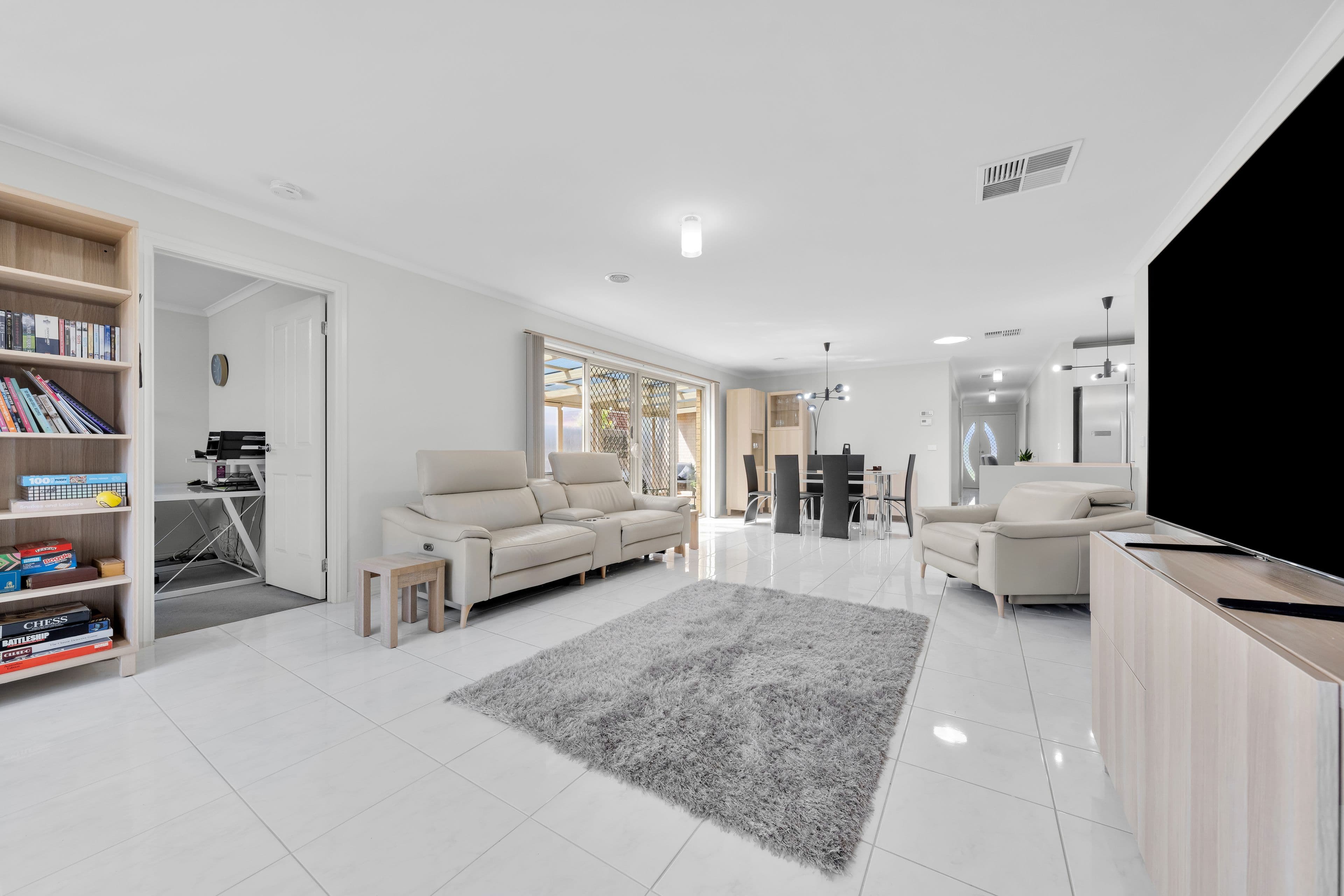 16 Omega Street, Carrum Downs VIC 3201, Carrum Downs - Thumbnail 6