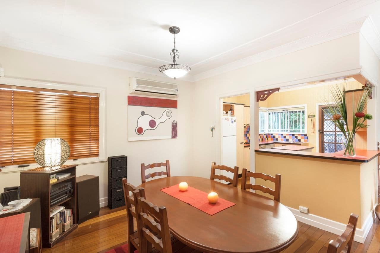 2 Murton Avenue, HOLLAND PARK QLD 4121, Holland Park - Thumbnail 5