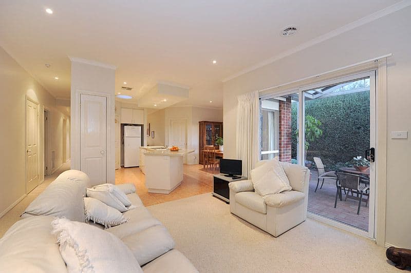12 Willow Road, UPPER FERNTREE GULLY VIC 3156, Upper Ferntree Gully - Thumbnail 2