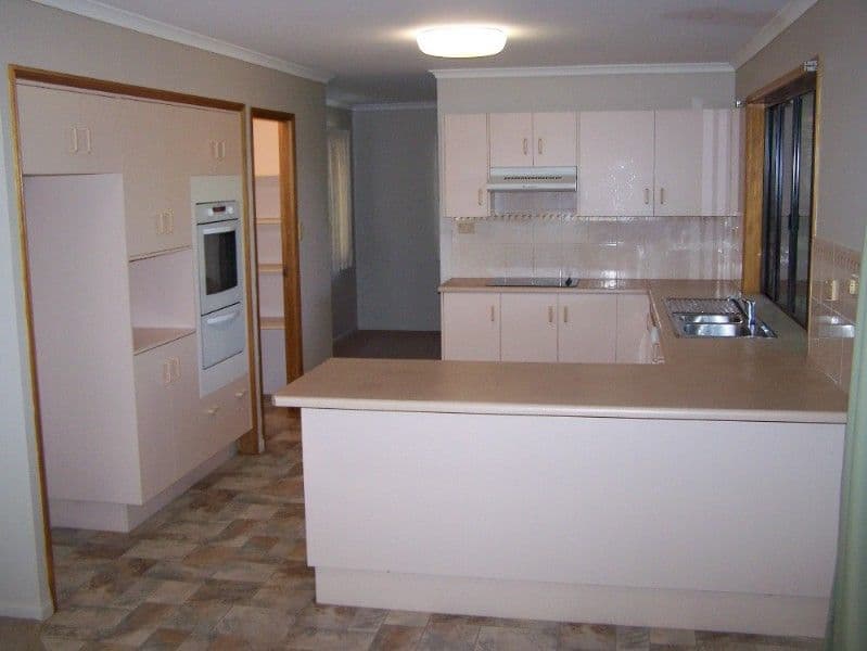 11 Sandalwood Drive, YEPPOON QLD 4703, Yeppoon - Thumbnail 3