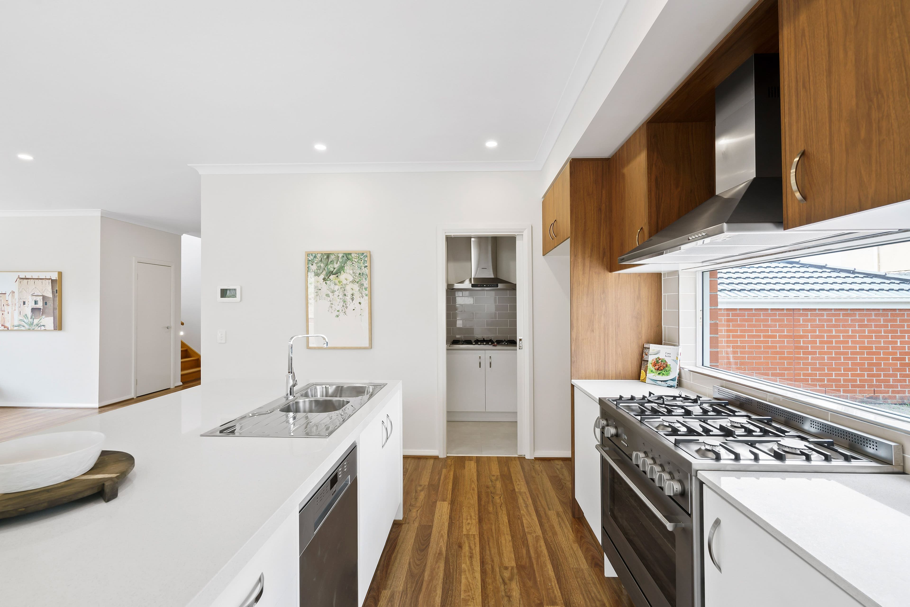 45 Bundanoon Avenue, Sunbury VIC 3429, Sunbury - Thumbnail 3