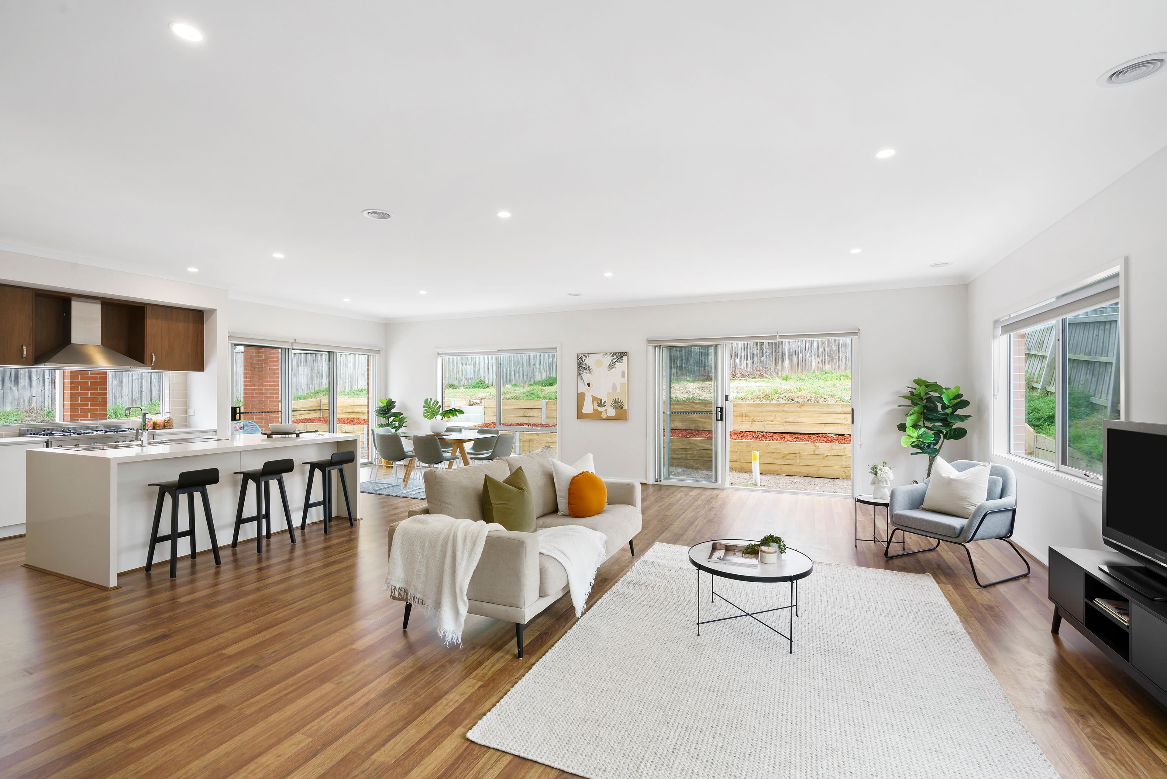 45 Bundanoon Avenue, Sunbury VIC 3429, Sunbury - Thumbnail 4
