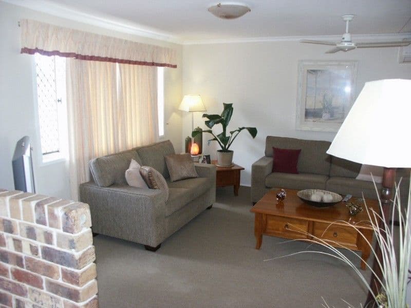 30 Bowers Road South, EVERTON HILLS QLD 4053, Everton Hills - Thumbnail 2
