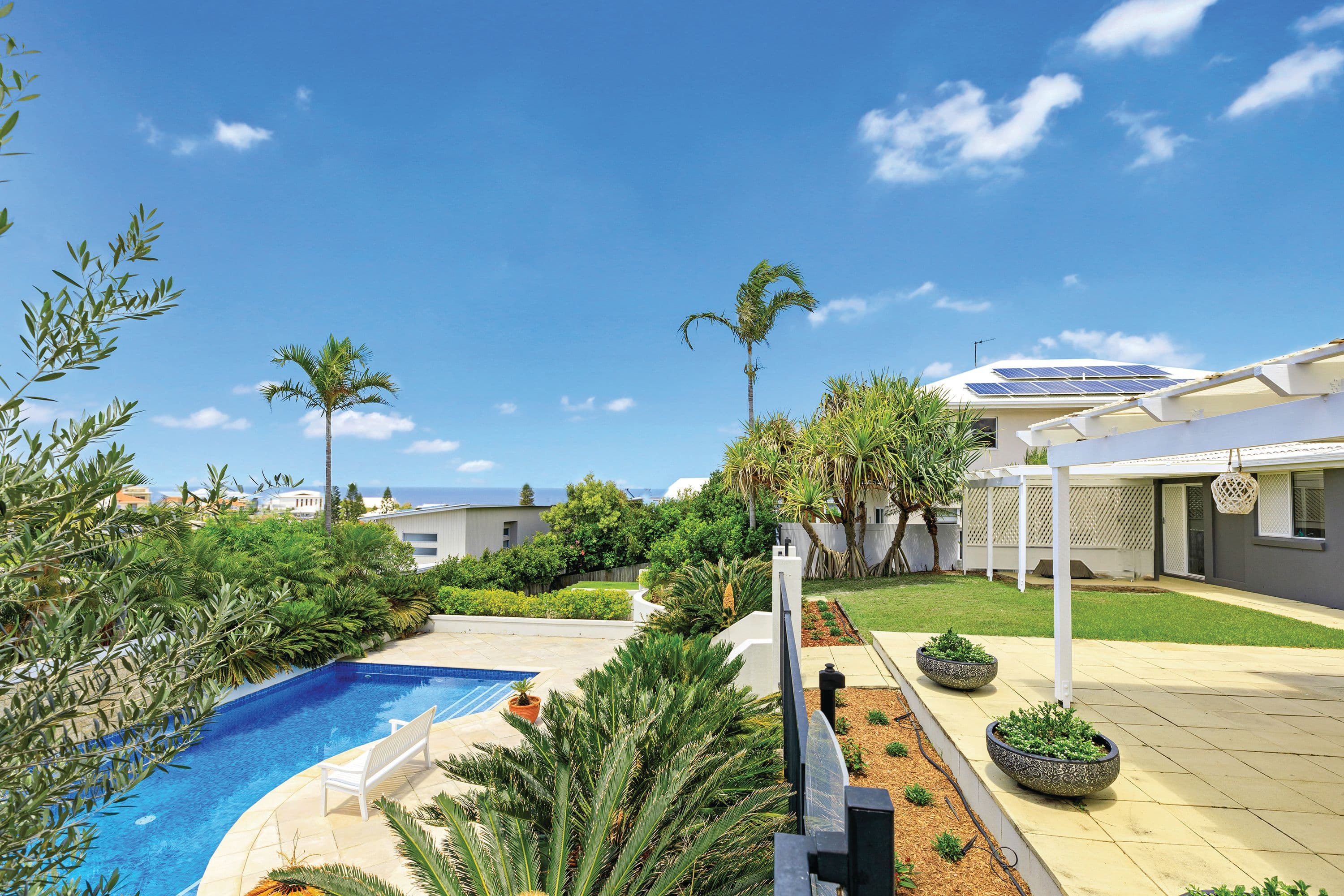 18 Southern Cross Parade, Sunrise Beach QLD 4567, Sunrise Beach - Thumbnail 2