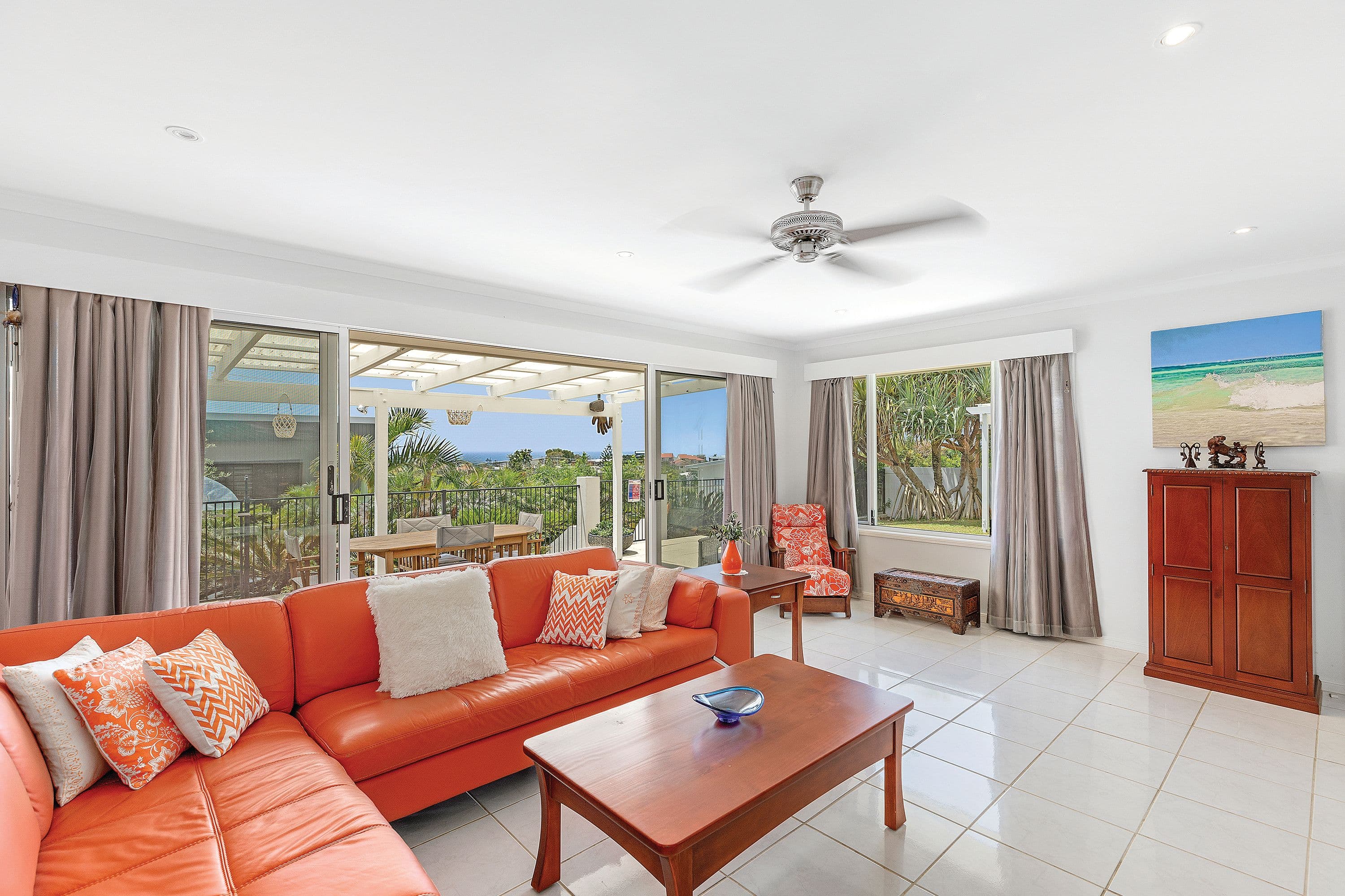 18 Southern Cross Parade, Sunrise Beach QLD 4567, Sunrise Beach - Thumbnail 5