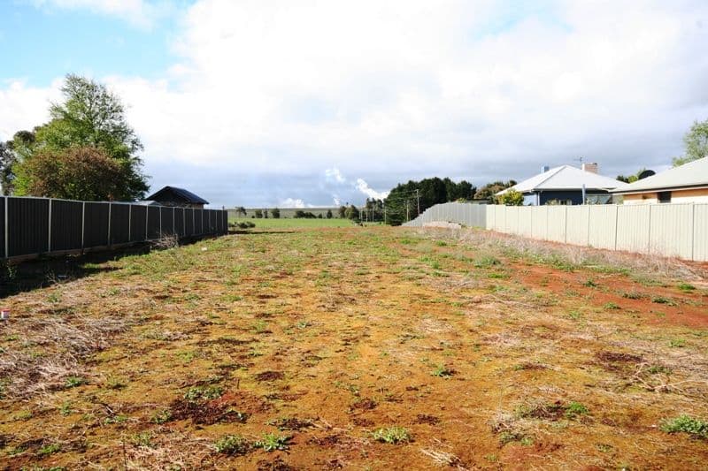 37 Scotia Avenue, OBERON NSW 2787, Oberon - Image 1
