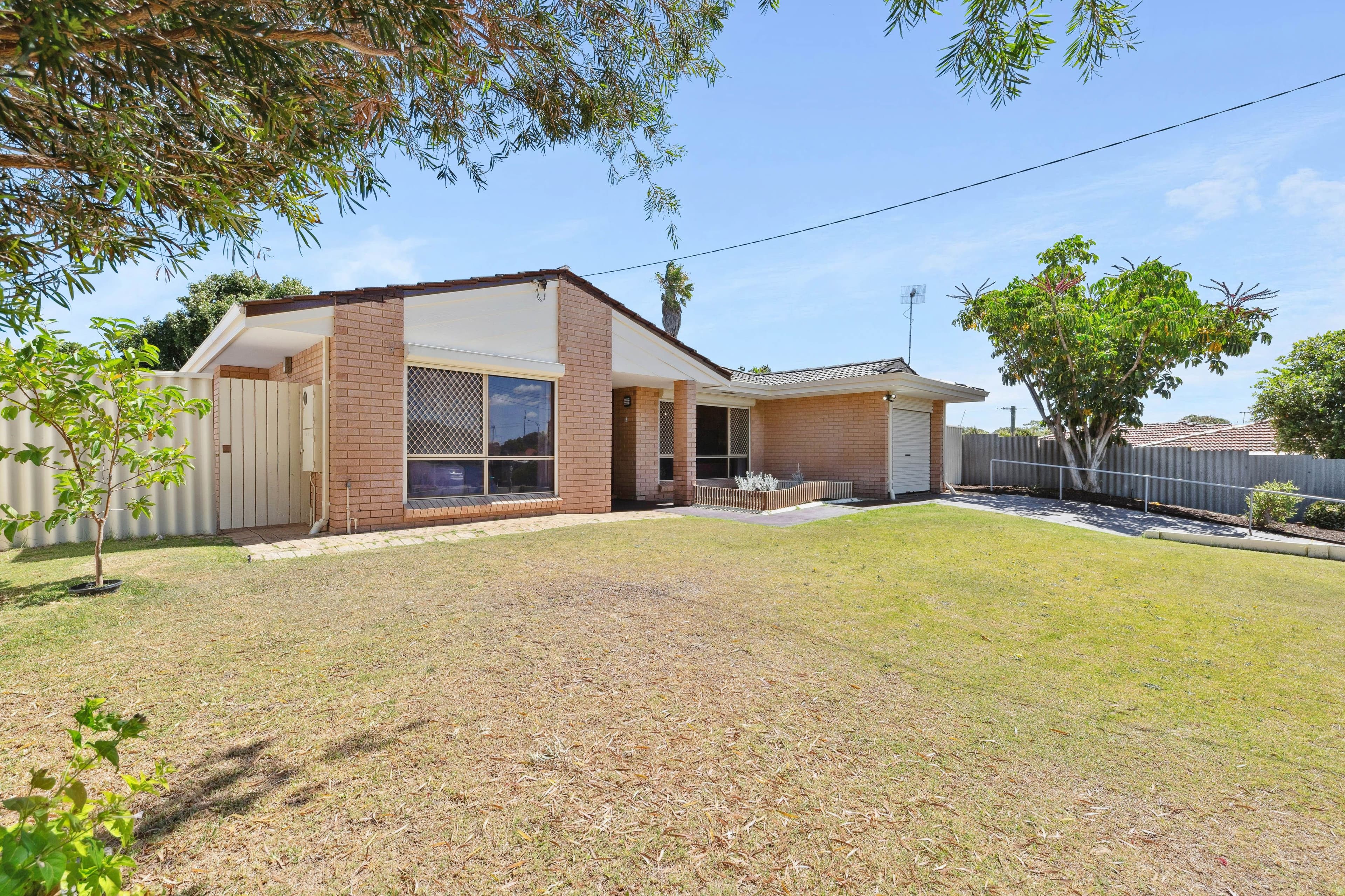 3 Melissa Street, Duncraig WA 6023, Duncraig - Thumbnail 2