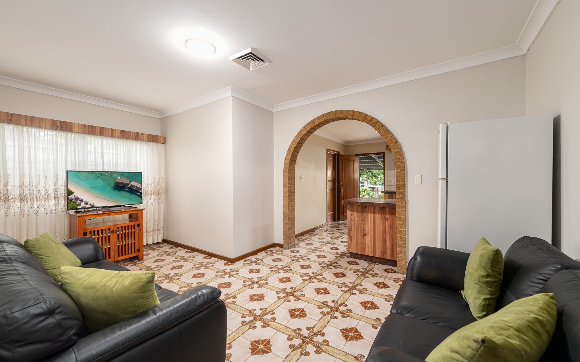 34 Newington Road, Marrickville NSW 2204, Marrickville - Thumbnail 4