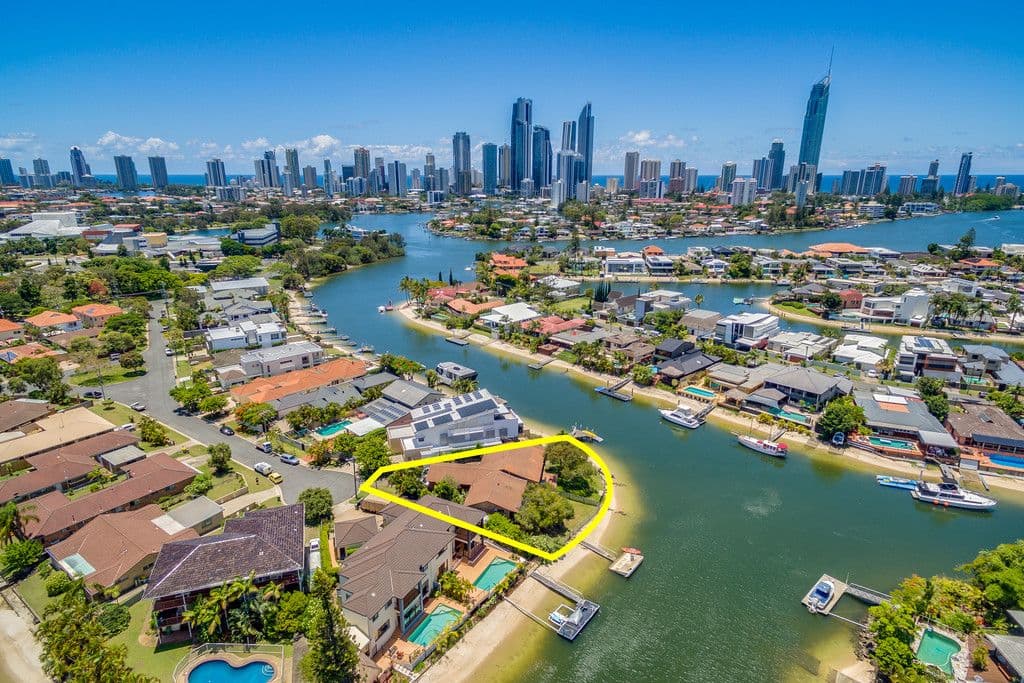 25 Inga Avenue, Surfers Paradise QLD 4217, Surfers Paradise - Image 1
