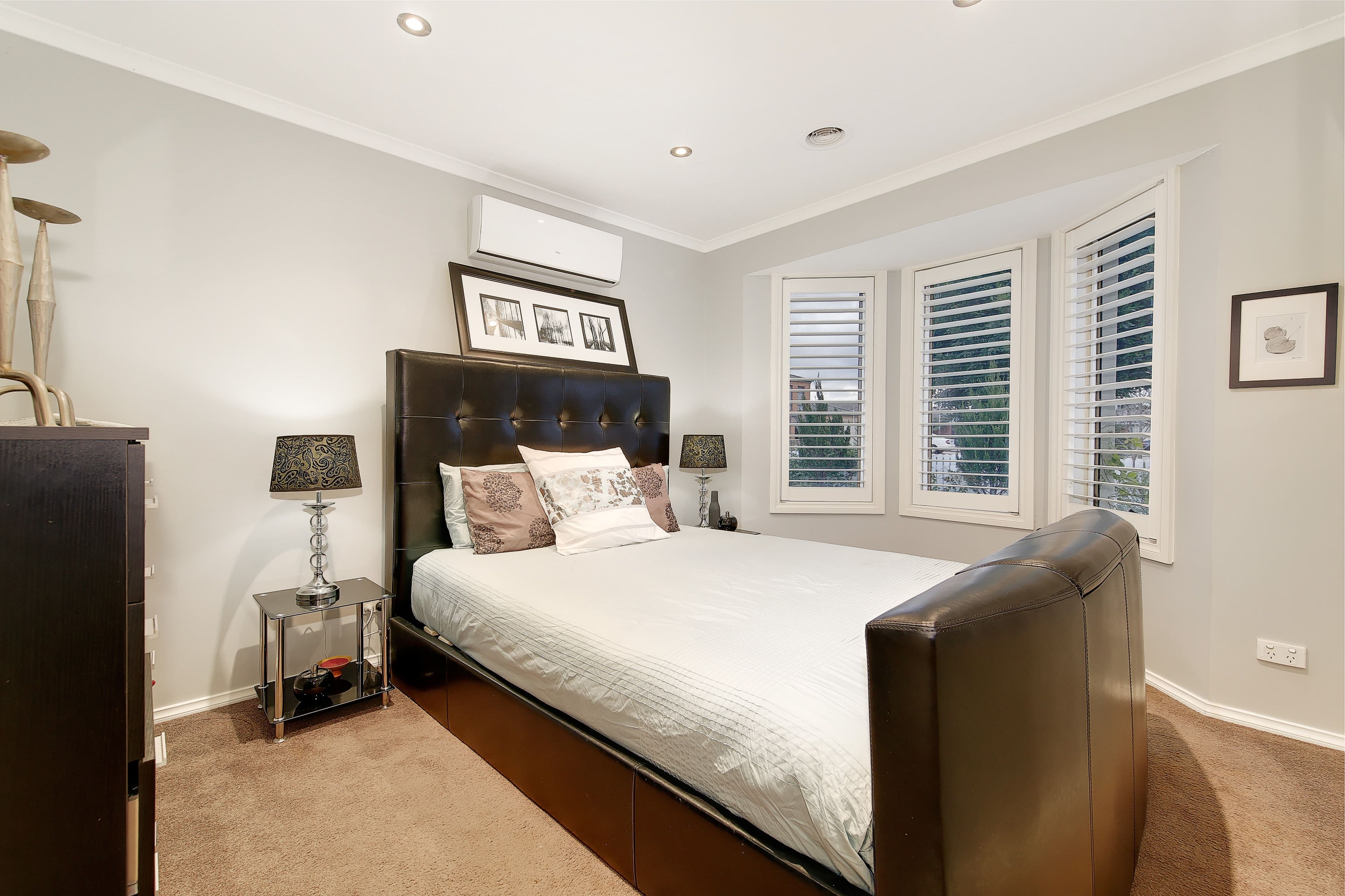 42 Milburn Circuit, Caroline Springs VIC 3023, Caroline Springs - Thumbnail 2