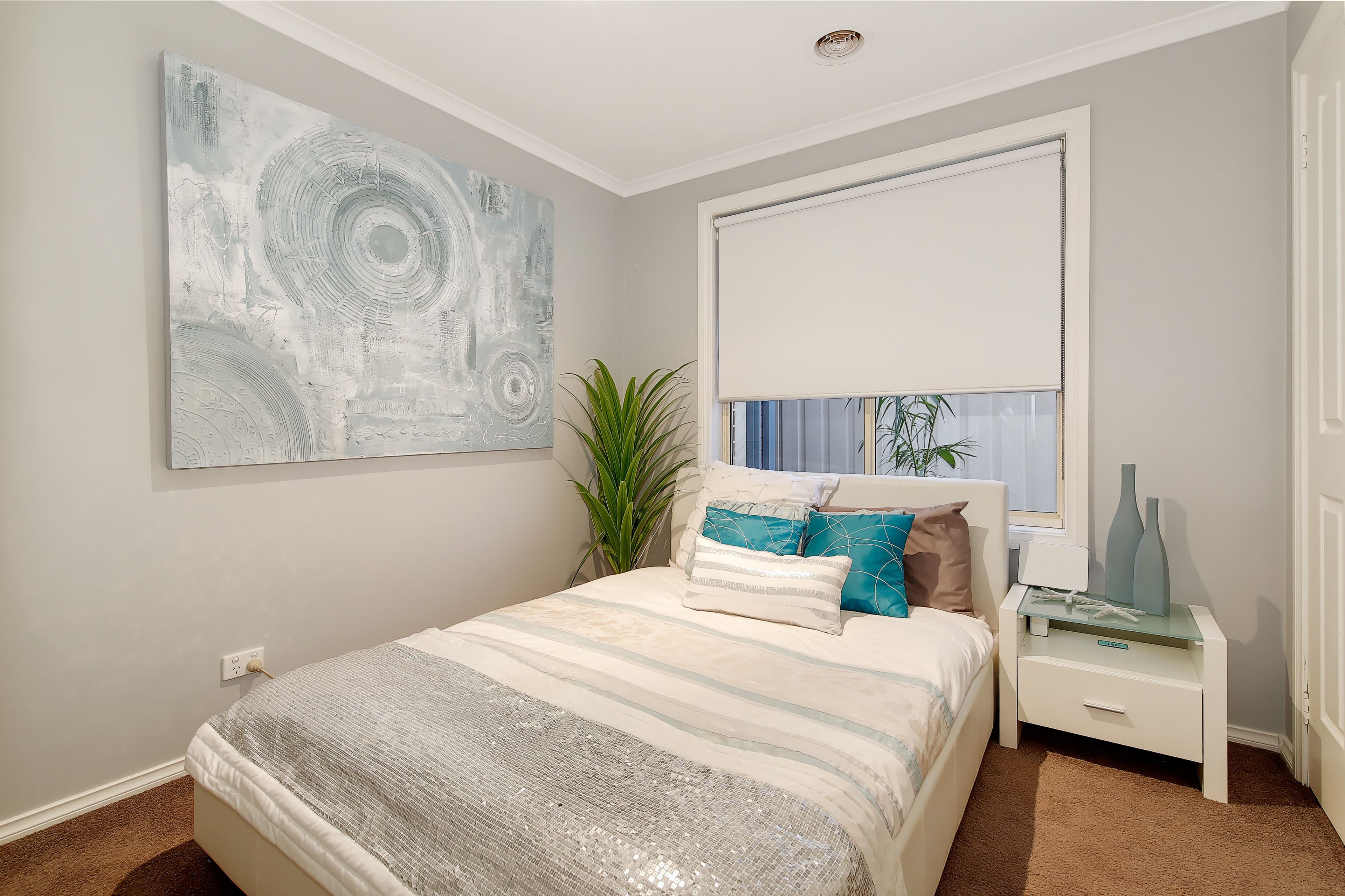 42 Milburn Circuit, Caroline Springs VIC 3023, Caroline Springs - Thumbnail 5