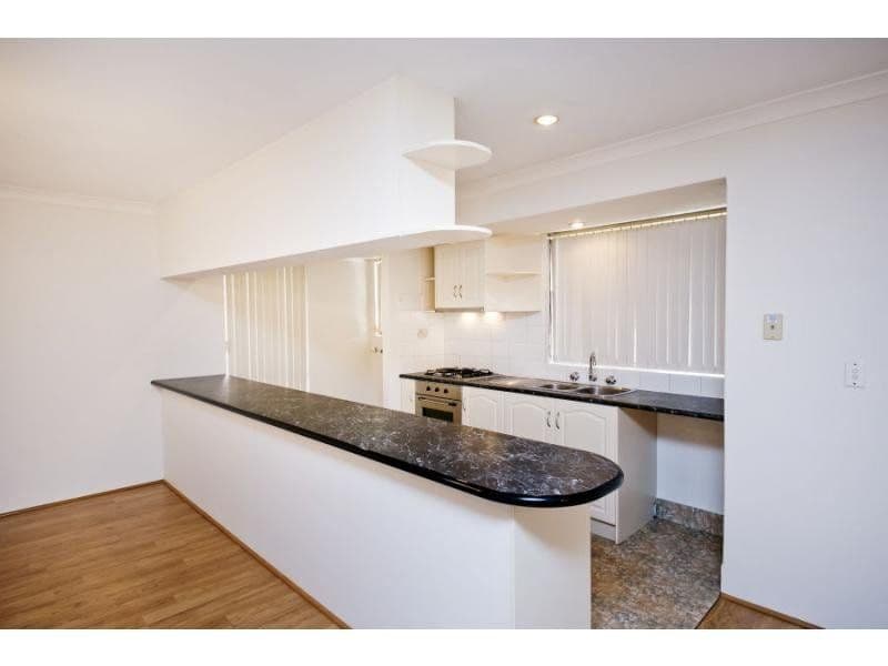 8 Foxglove Gardens, Mirrabooka WA 6061, Mirrabooka - Thumbnail 5
