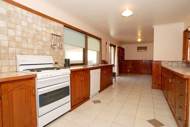 54 Parramatta Road, WERRIBEE VIC 3030, Werribee - Thumbnail 5