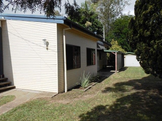 10 Harvey Street, STRATHPINE QLD 4500, Strathpine - Thumbnail 2