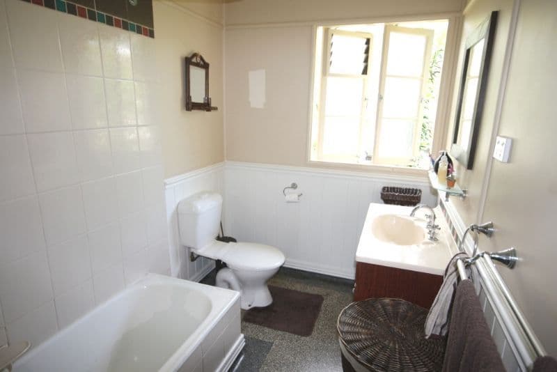 97 Toohey Road, TARRAGINDI QLD 4121, Tarragindi - Thumbnail 7