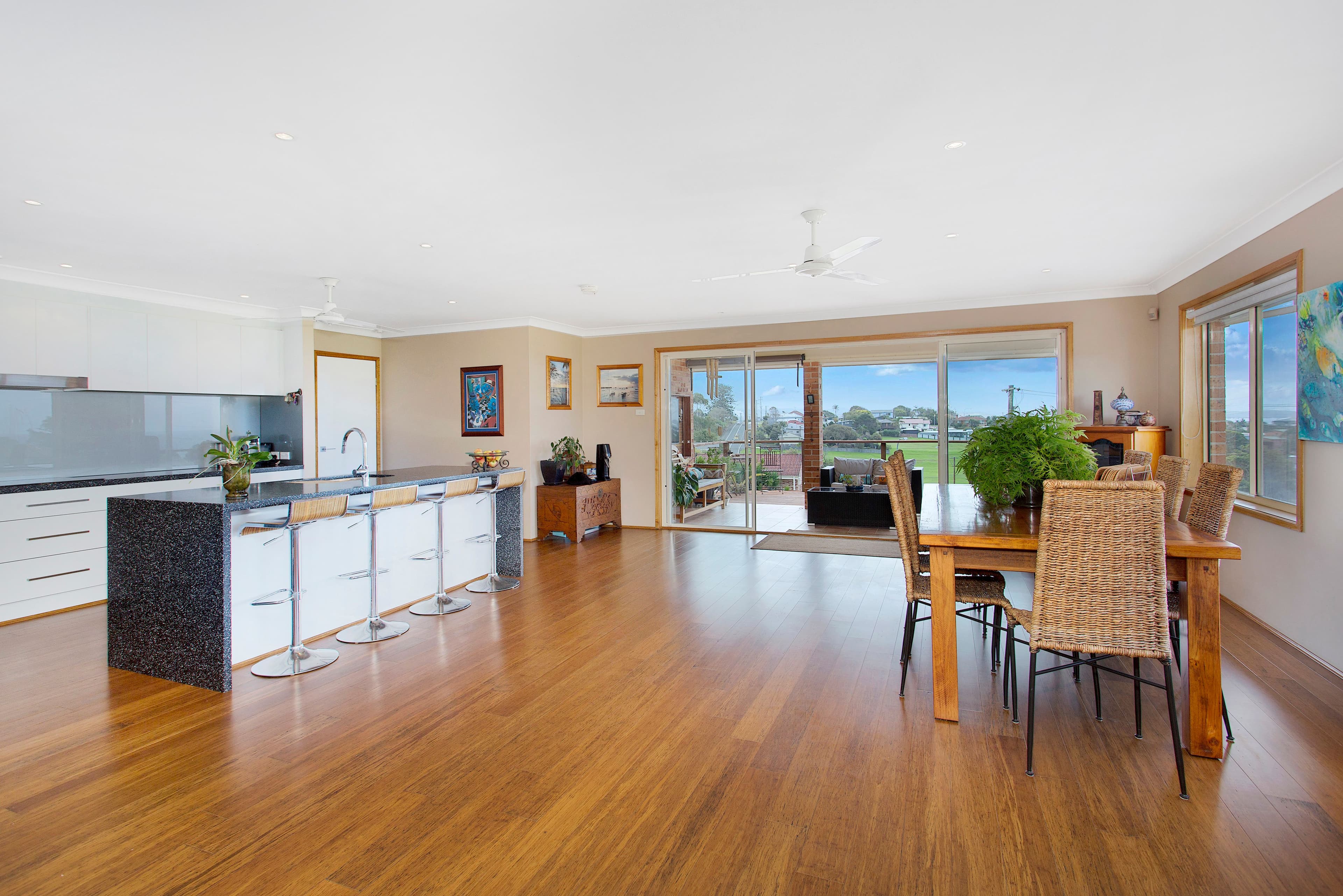 88 Barton Drive, Kiama Downs - Thumbnail 2